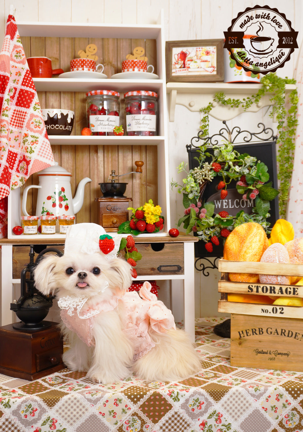 aletta angelique CAFEエプロン Strawberry pink